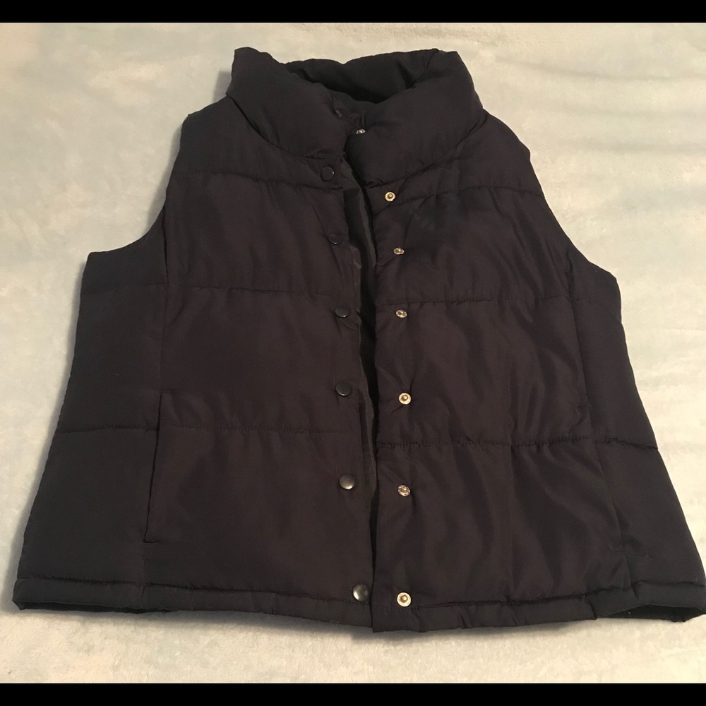 Forever 21 Navy Puffer Jacket - L